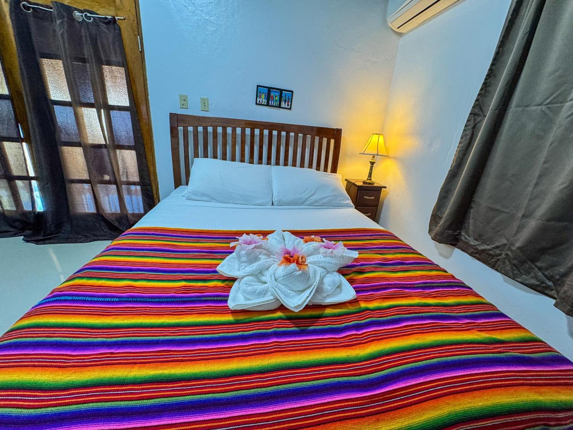 Caribbean Shores Belize Hopkins Esterno foto